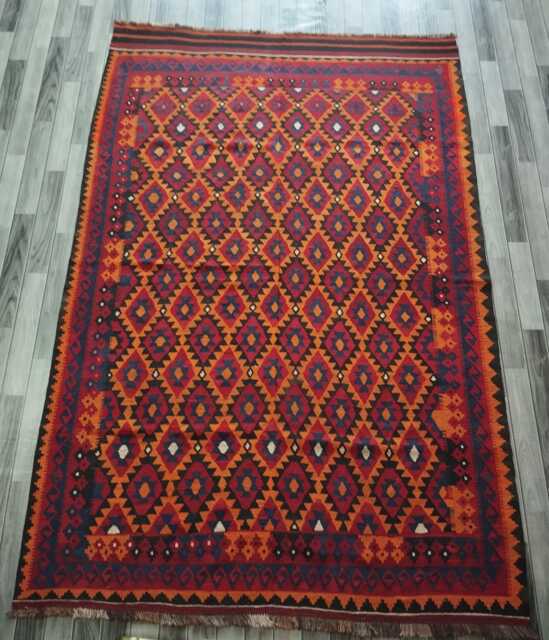 Handmade Afghan Kilim Rug, Artisan Red Natural Wool Flatweave, Classic Geometric Design, 270x186 cm - image 1