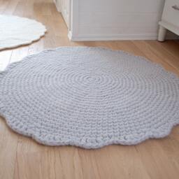 Grey Wool Round Rug Hand Crocheted Felted Floor Mat - thumbnail 2