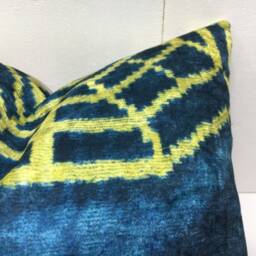 Handwoven Silk Ikat Pillow Cover, Modern Accent Cushion - 16x16 - thumbnail 2