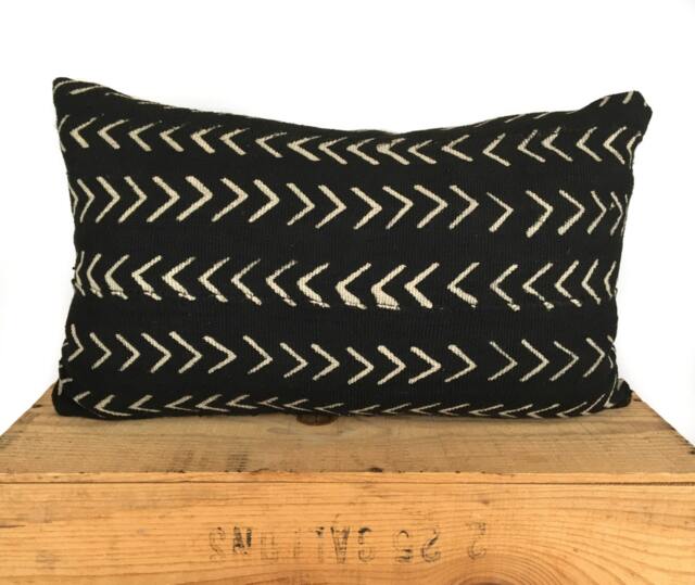 Handmade African Mudcloth Lumbar Pillow Cover, Black & White, 12x19 - image 1