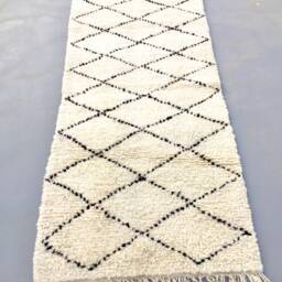 Beni Ourain Rug, Moroccan Berber Mid Century Modern Handmade Wool Rug - thumbnail 2