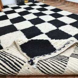 Handmade Wool Moroccan Rug Green & White Checkered Beni Ourain Rug - thumbnail 4