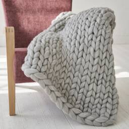 Chunky Knit Blanket Hand Knitted Merino Wool Giant Throw - thumbnail 4
