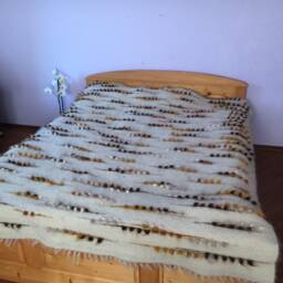 Hutsul Wool Blanket Scandinavian King Size, Ukrainian Liznyk Blanket - thumbnail 2