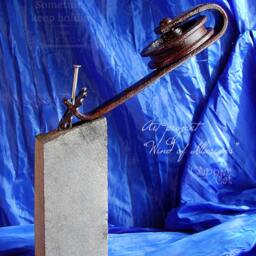 "Metal Sculpture ""Something Keep Holding"" From ""Copper Cat Art Group" - thumbnail 3