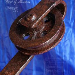 "Metal Sculpture ""Something Keep Holding"" From ""Copper Cat Art Group" - thumbnail 4