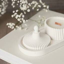Scented Candle & Tray Set Handmade Coconut Wax, Aroma Oils & Wooden Wick - thumbnail 2