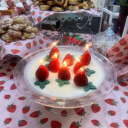 Beeswax Strawberry Candles Pack Of 3 Pure Fruit Berry Candle - thumbnail 3