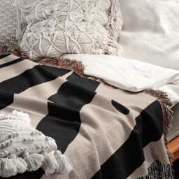 Modern Stripe & Dot Woven Throw Blanket - thumbnail 3