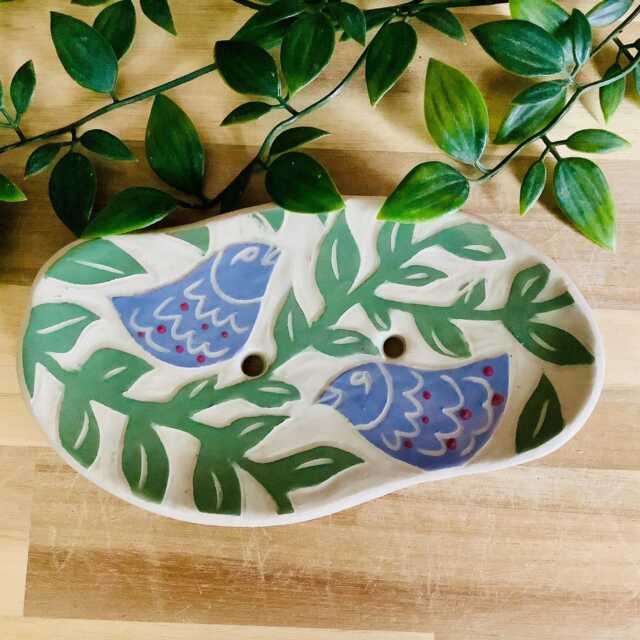 Handmade Stoneware Sgraffito Lilac Birds & Green Leaf Soap Dish - image 1