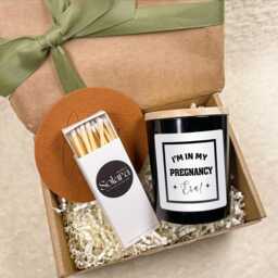 Personalised Pregnancy Reveal Candle Gift Set - in My Era Maternity Mum To Be Baby Shower Present For Friend Or Colleague - thumbnail 4