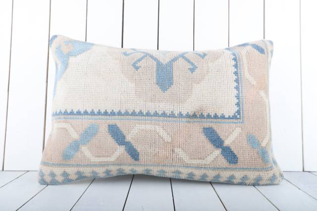 Vintage Kilim Pillow Cover 16x24 Ethnic Woven Wool Lumbar Cushion - image 1