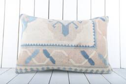 Vintage Kilim Pillow Cover 16x24 Ethnic Woven Wool Lumbar Cushion - thumbnail 1