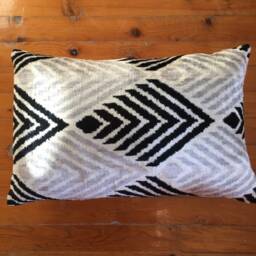 Black Velvet Ikat Pillow Cover Handwoven Silk Accent Cushion - thumbnail 4
