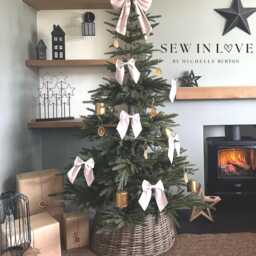 Luxury Handmade Pink Velvet Christmas Tree Bow Collection - thumbnail 2