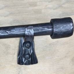 Hand Hammered Wrought Iron Curtain Rod With Simple Finial & Bracket - thumbnail 3