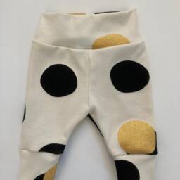 Organic Swaddle Blanket & Newborn Hat Set. Gold Glitter Baby Leggings. Gender Neutral Take Home. Photo Prop. Shower Gift - thumbnail 3