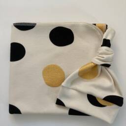 Organic Swaddle Blanket & Newborn Hat Set. Gold Glitter Baby Leggings. Gender Neutral Take Home. Photo Prop. Shower Gift - thumbnail 2