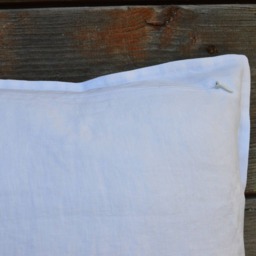 White Decorative Pillow Cover Made From 100 Linen Fabric - thumbnail 4