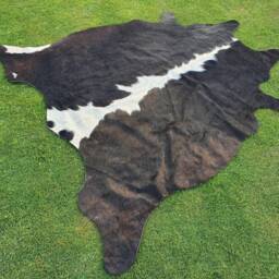 Cowhide Rug Black & White, Exclusive Brazilian Cow Skin Rug, Large Living Room Area Handmade Animal Carpet Upholstery Leather - thumbnail 2