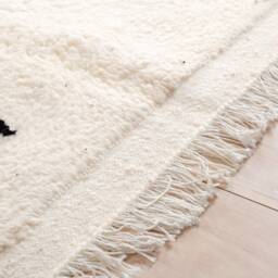 Authentic Beni Ourain Rug, Azilal Moroccan Rug 5x8 Ft - thumbnail 4
