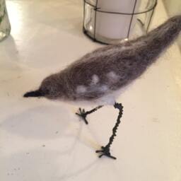 Needle-Felted Alpaca Wool Bird Statue - thumbnail 3