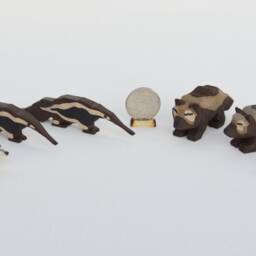 Hand Carved Wooden Noah's Ark Animals, Badgers, Anteaters, Wolverines & Weasels - thumbnail 2