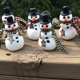 One Dozen Primitive Snowmen, Polymer Clay Snowmen - thumbnail 2