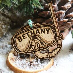Personalised Snorkel Christmas Ornament Diver Diving Sea Snorkelling Wood Custom Bauble Laser Engraved Rustic Wooden Tree Decoration - thumbnail 2