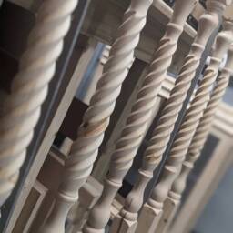 Turned Spindle Stair Gate - thumbnail 4