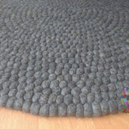 Handmade Wool Felt Ball Rug Charcoal Grey Pebble Design - thumbnail 3