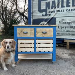 Mini Kitchen Island With Vegetable Crates - thumbnail 3