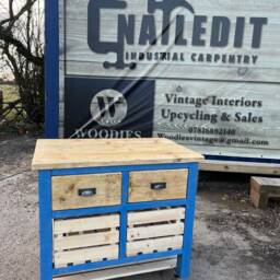 Mini Kitchen Island With Vegetable Crates - thumbnail 4