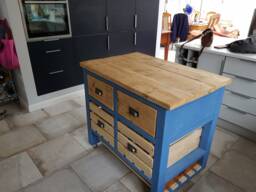 Mini Kitchen Island With Vegetable Crates - thumbnail 1