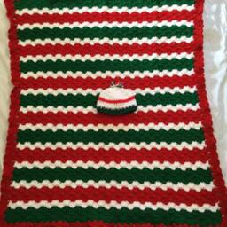 Crocheted Baby Blanket Travel/stroller/Crib/Car Seat/White/Red/Green/Red Ruffle/White/Red/Green Trim New Born Hat - thumbnail 3
