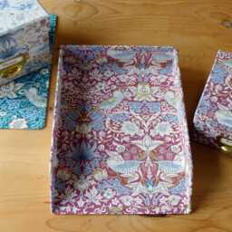 William Morris A4 In-Tray - Strawberry Thief Petite Plum Office Collection & Stationery Handmade in England - thumbnail 4