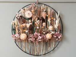 Earthy Wildflower Hoop Wall Decor - Preserved & Dried Flower Arrangement Rustic Boho Style Nature-Inspired Gift - thumbnail 1