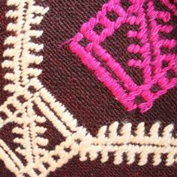 4060cm - 1624In Handwoven Boho Kilim Pillow Cover - Hand Spun Wool Deep Wine Red With Brocaded Pattern - thumbnail 3