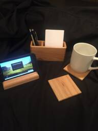 Red Oak Desk Set