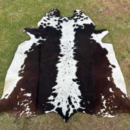 Exclusive Cow Skin Rug-Genuine Tricolor Cowhide Rug Brown & White-Large Rug-Brazilian Area Rug-Speckled Brindle - thumbnail 3