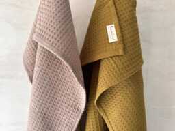 Set Of 2 Handwoven Organic Cotton Honeycomb Hand Towels