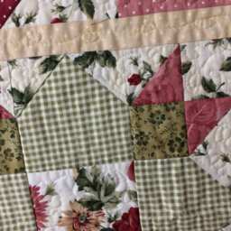 Quilted Throw/Crib Quilt/Baby Quilt/Bed Runner - thumbnail 2