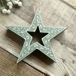 Mango Wood Green Patterned Hanging Star Decoration - The Home & Hearts Shop Rustic Wall Decor Shabby Wedding Gift Christmas - thumbnail 2