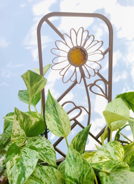Daisy Trellis For Houseplants, Plant Support, 3D Printed, Unique Alcohol Ink Center - image 1