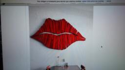 Red Lips Wall Decor - thumbnail 1