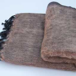 Handwoven Yak Wool Blanket Large Travel Shawl, Meditation Wrap - thumbnail 3