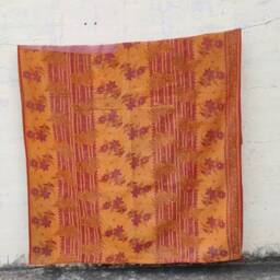 Vintage Kantha Quilt Hand-stitched Indian Throw Blanket - thumbnail 2