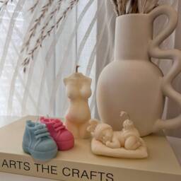 Handmade Soy Wax Candle Set Pregnant Woman, Sleeping Baby, Baby Shoes - thumbnail 2