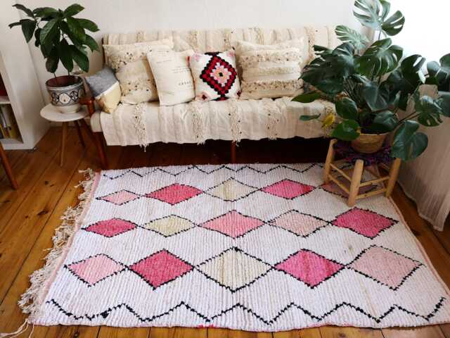 Vegan Boucherouite Rug, Pink Berber Carpet, Eco Friendly, 185 X 130 cm - image 1