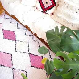 Vegan Boucherouite Rug, Pink Berber Carpet, Eco Friendly, 185 X 130 cm - thumbnail 2